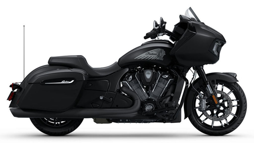 2025 Indian Motorcycle® Chieftain® Dark Horse® w/PowerBand Audio Black Smoke