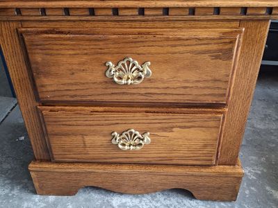 all wood night stand/victoria