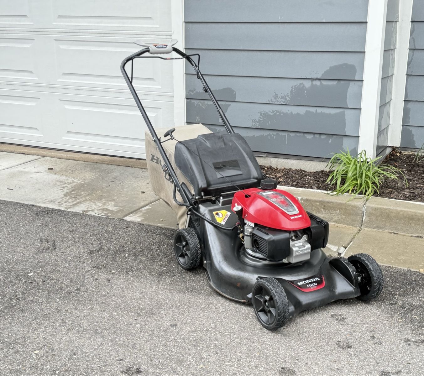 Honda HRN Self Propelled Lawn Mower