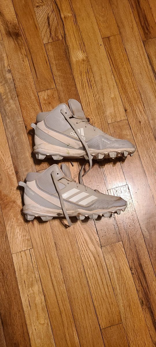 Adidas Icon Mid Baseball Cleats size 5.5