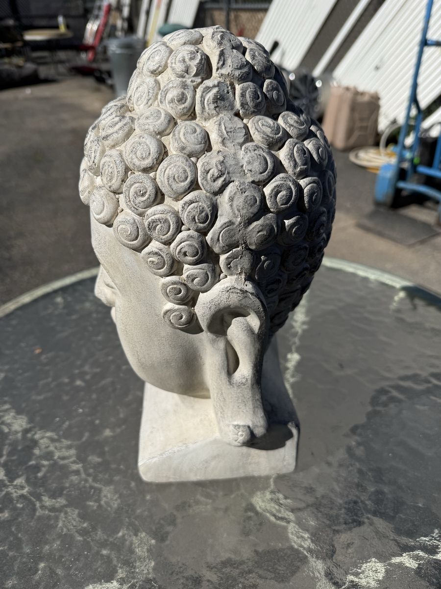 Main image 2