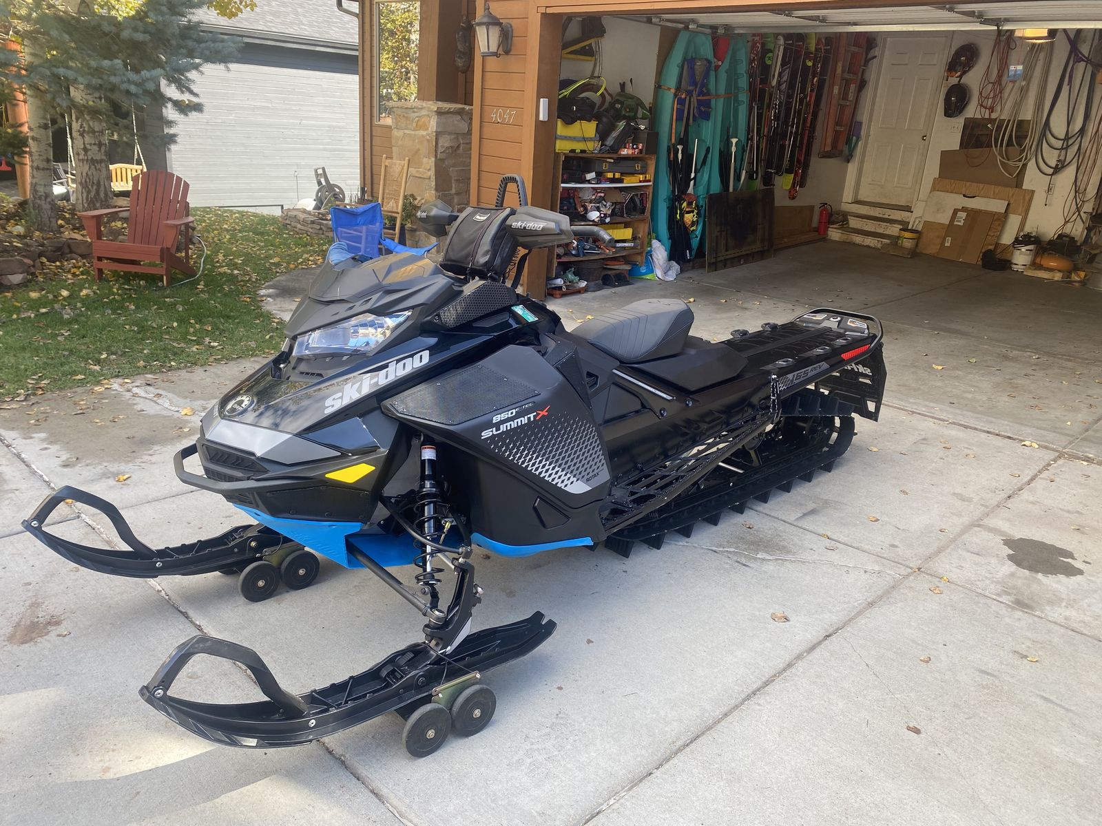 2019 850 Ski Doo Summit X 165
