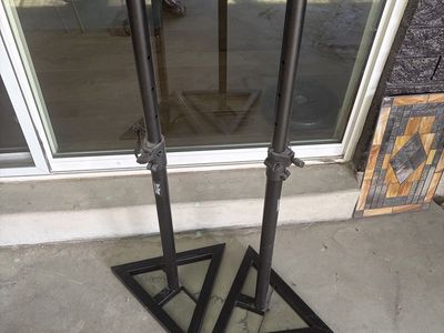 On stage studio monitor stands