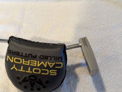 Scotty Cameron Phantom 5.2