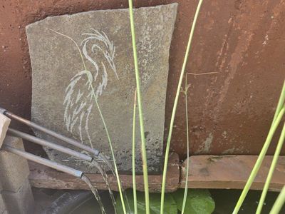 Hand-etched Heron Stone Fountain Accent - Unique Garden Decor