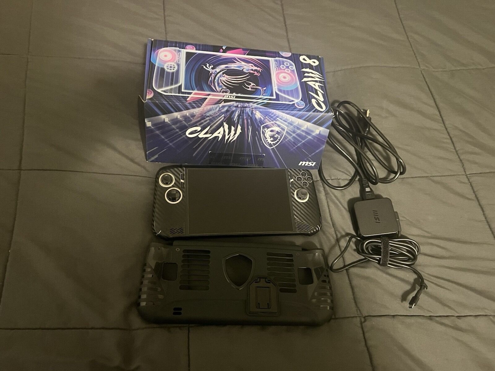 MSI Claw 8 AI+ A2VM Laptop – 2TB SSD Upgrade – Excellent Condition