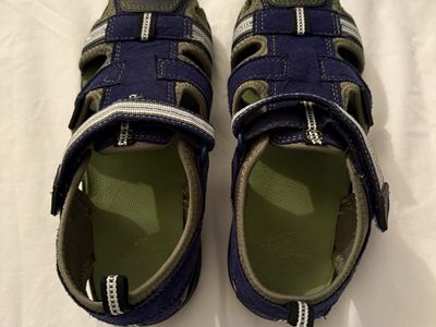 Pediped boys Navy and green children's sandals Eu sz 31, US sz 13-13.5