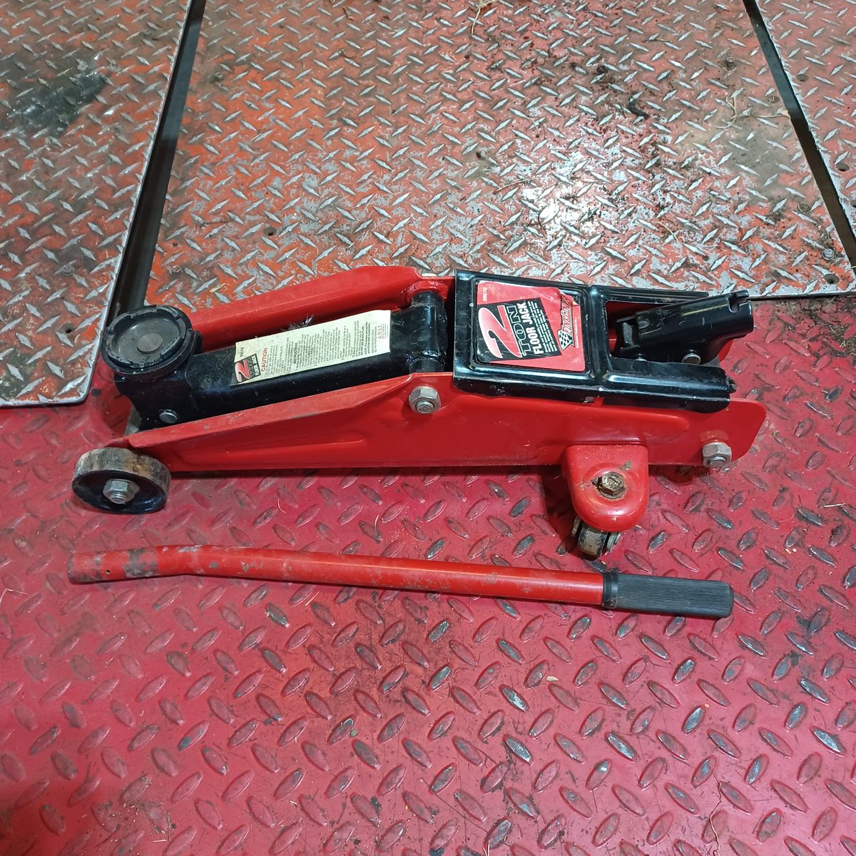 Hydraulic jack 2 ton