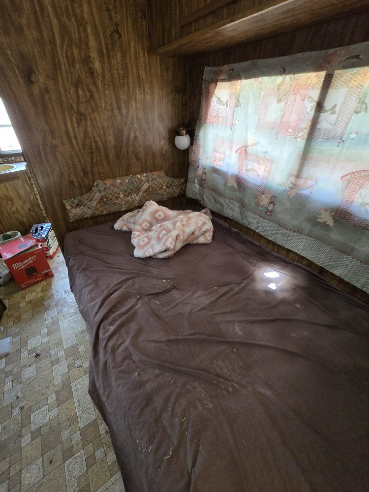 Main image 8