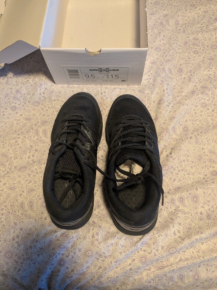 Crossover Unisex Black Athletic Shoes - Men's 9.5 / Women's 11.5 - Training Sneakers