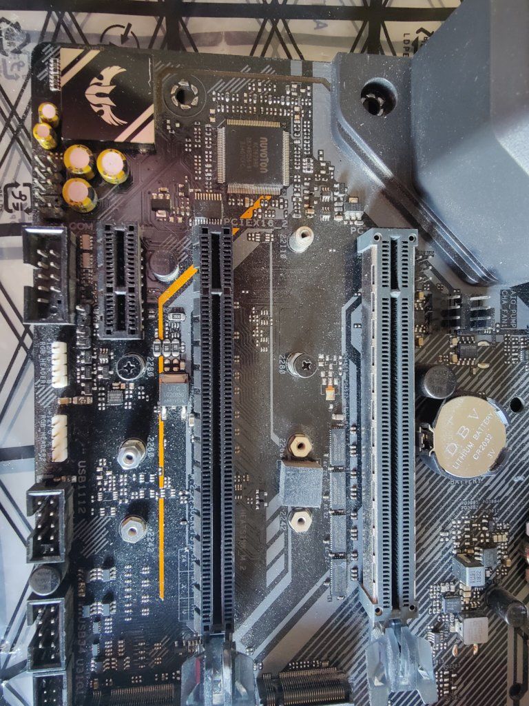 Main image 4