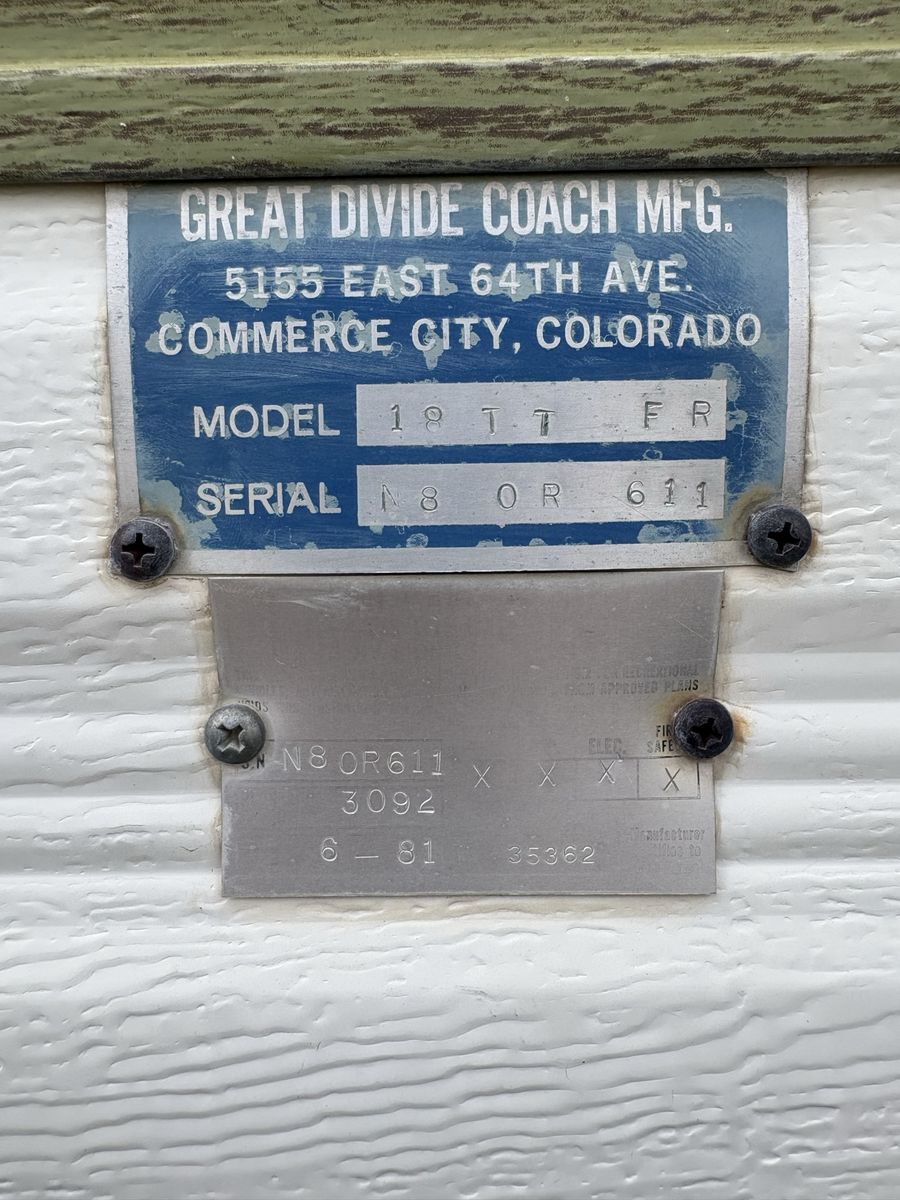 1981 Great Divide Coach 18 TT FR Travel Trailer