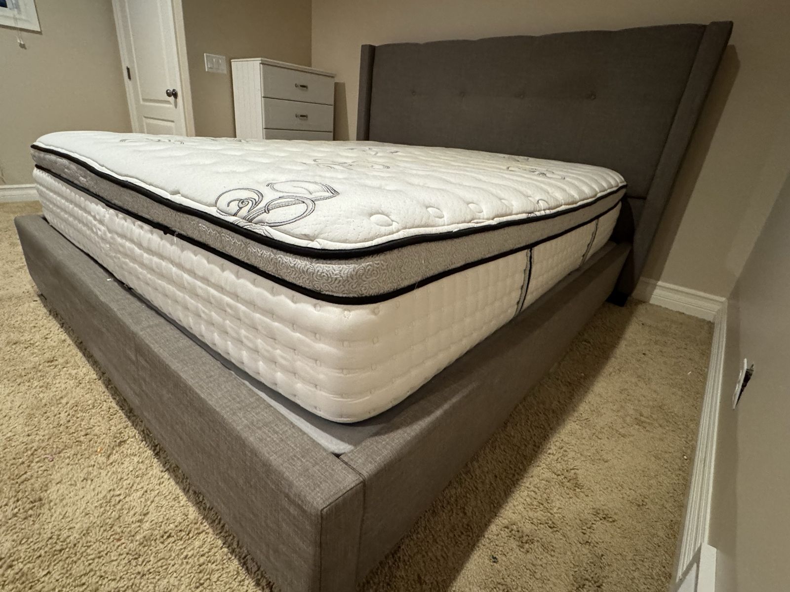 Kingsize Bed