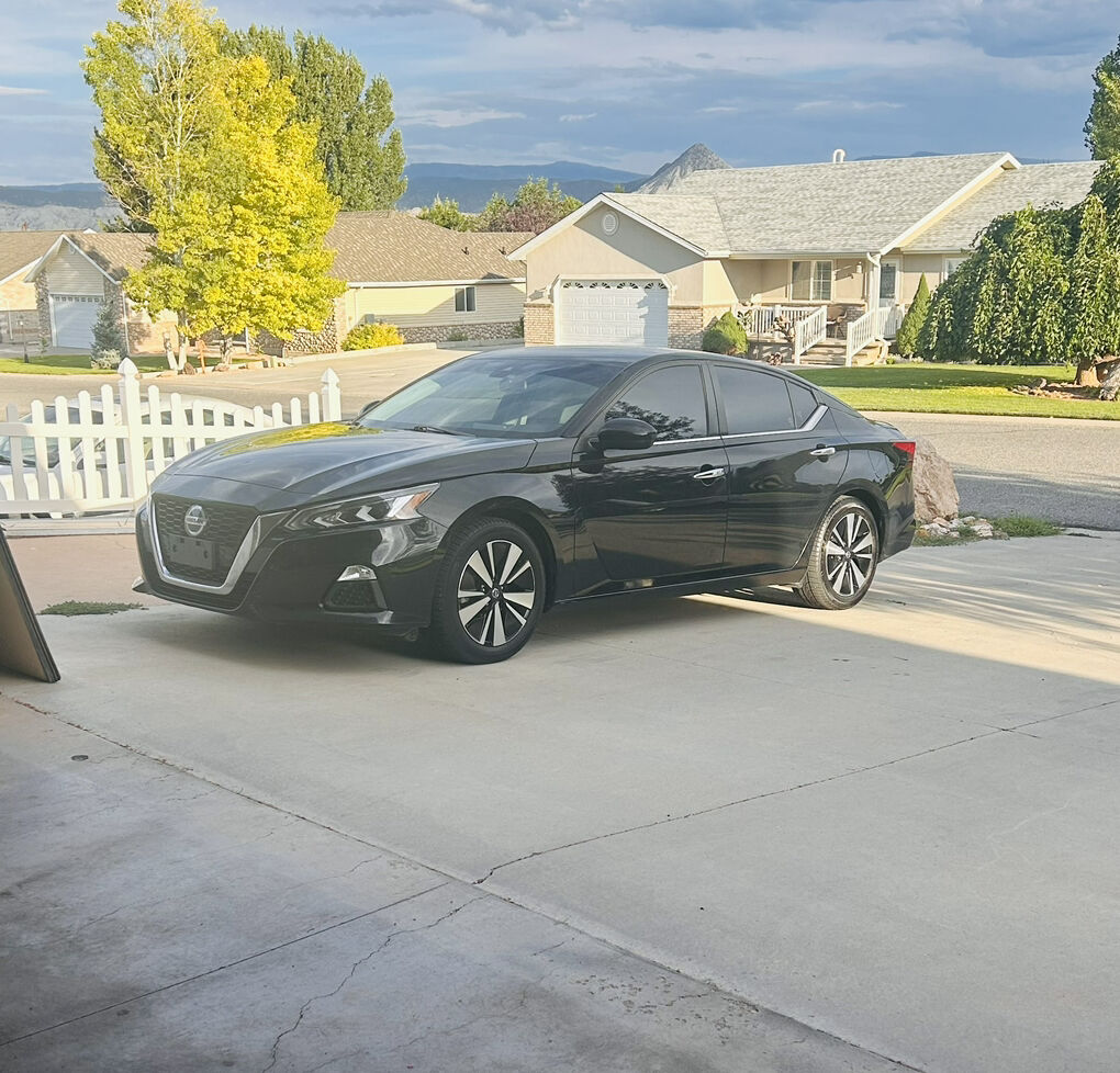 2021 Nissan Altima SV