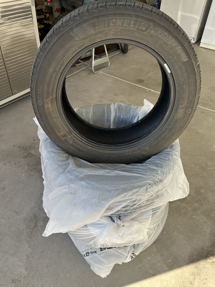 Set 225/60r18 Michelin Primacy A/S Tires