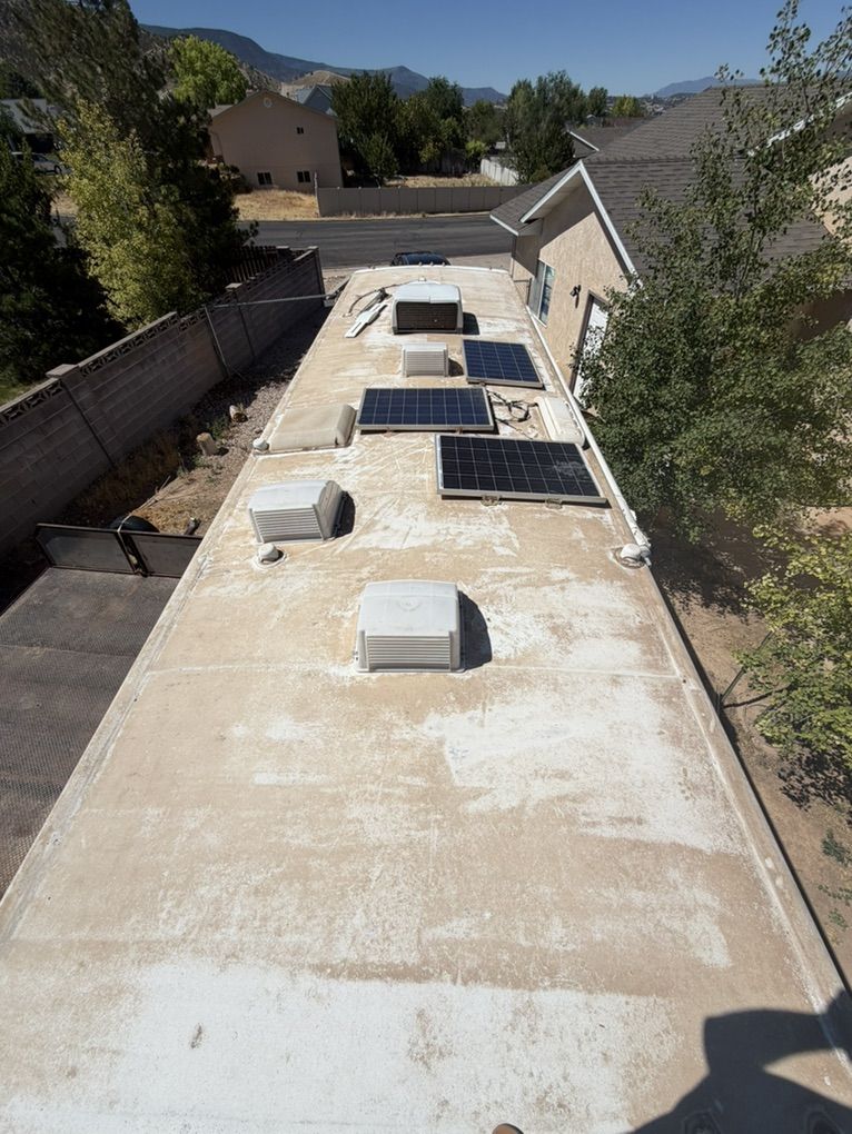 Main image 6