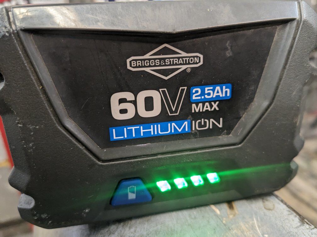 60v Snapper Briggs and Stratton battery 60 volt cordless lawnmower powered chainsaw trimmer