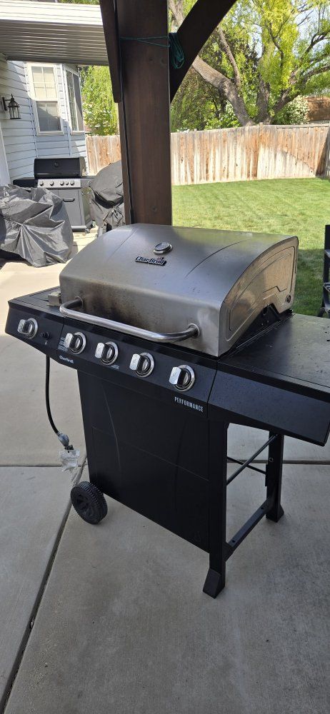 Charbroil barbeque