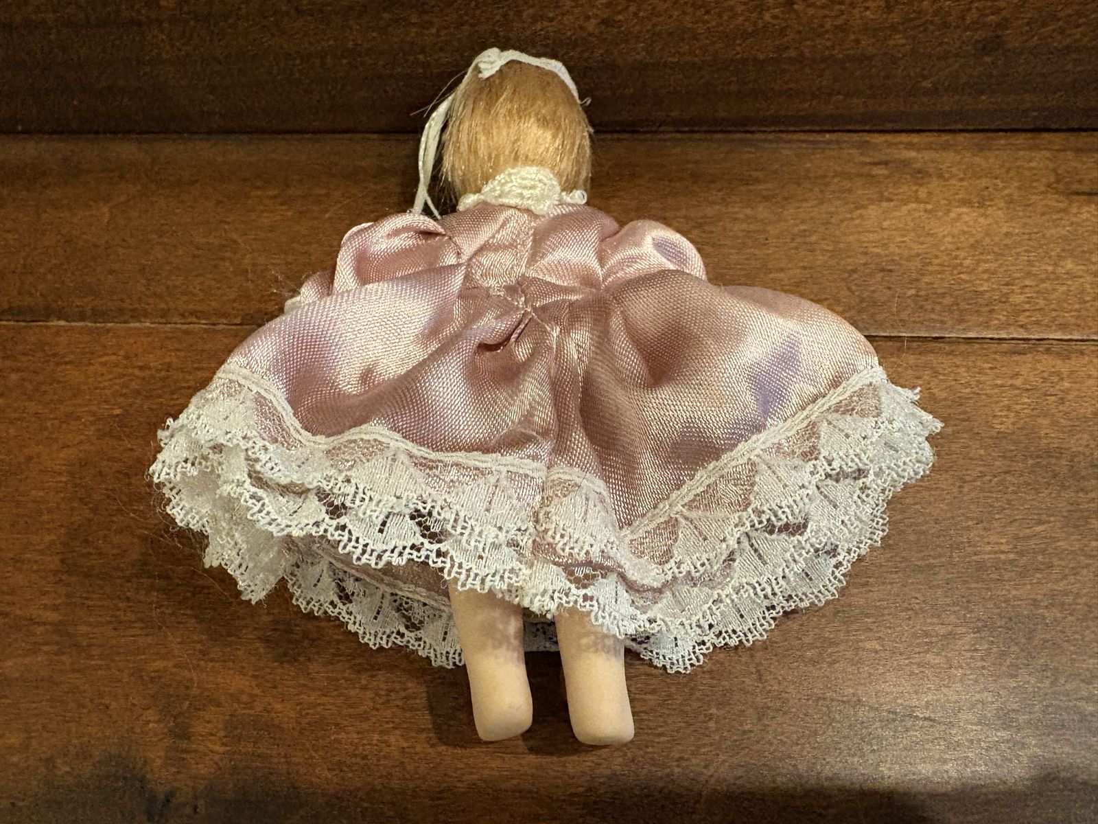 Main image 3