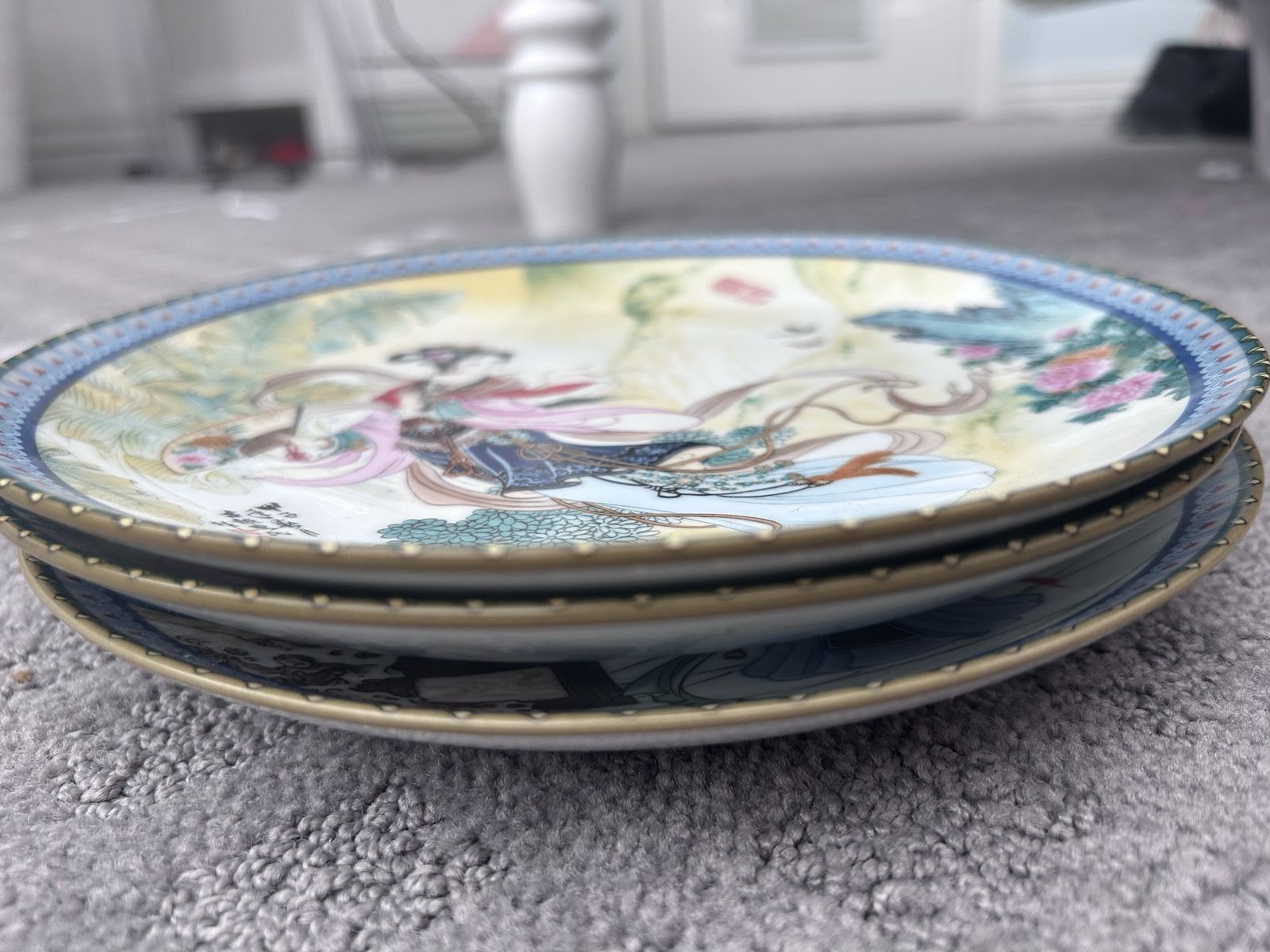 Main image 8
