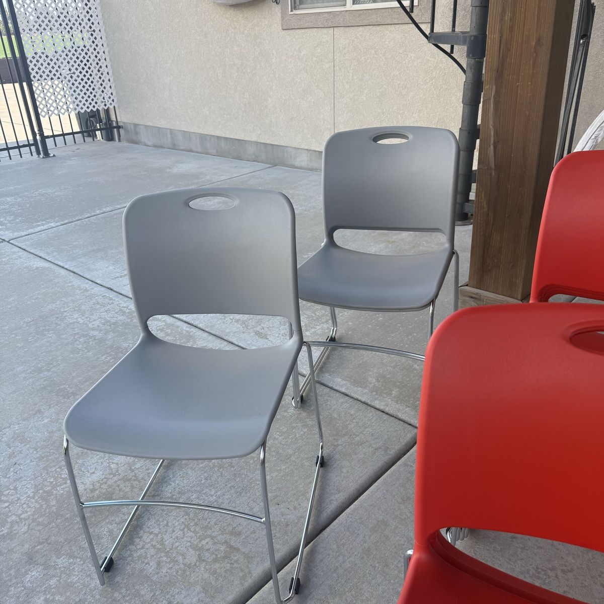 Main image 5