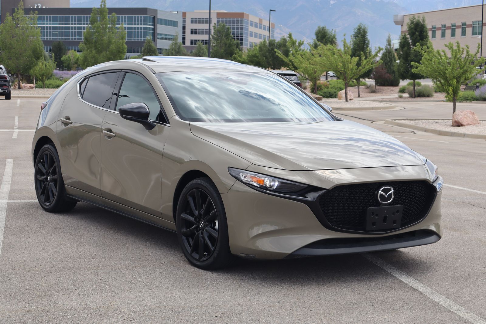 2024 Mazda Mazda3 Hatchback 2.5 Carbon Turbo