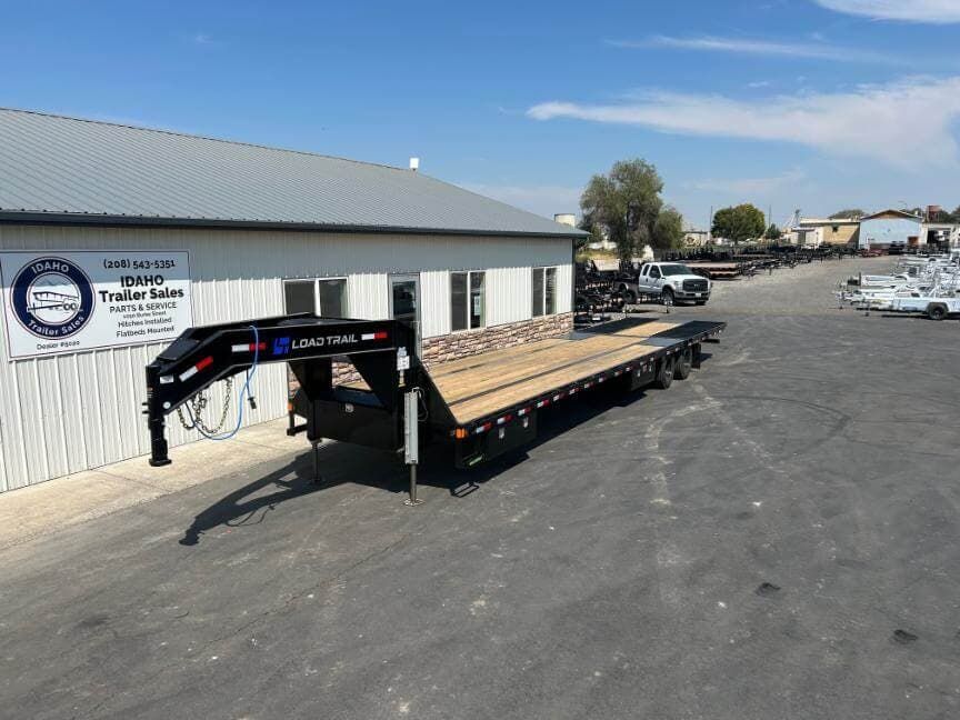 2026 Load Trail GL 102x40' Low-Pro Hydraulic Dovetail Gooseneck 25.9K