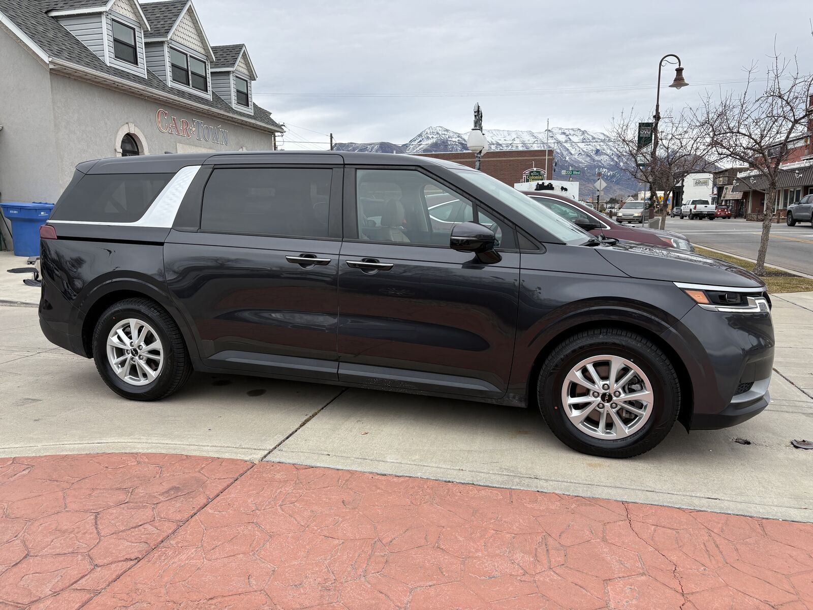 2022 Kia Carnival LXS