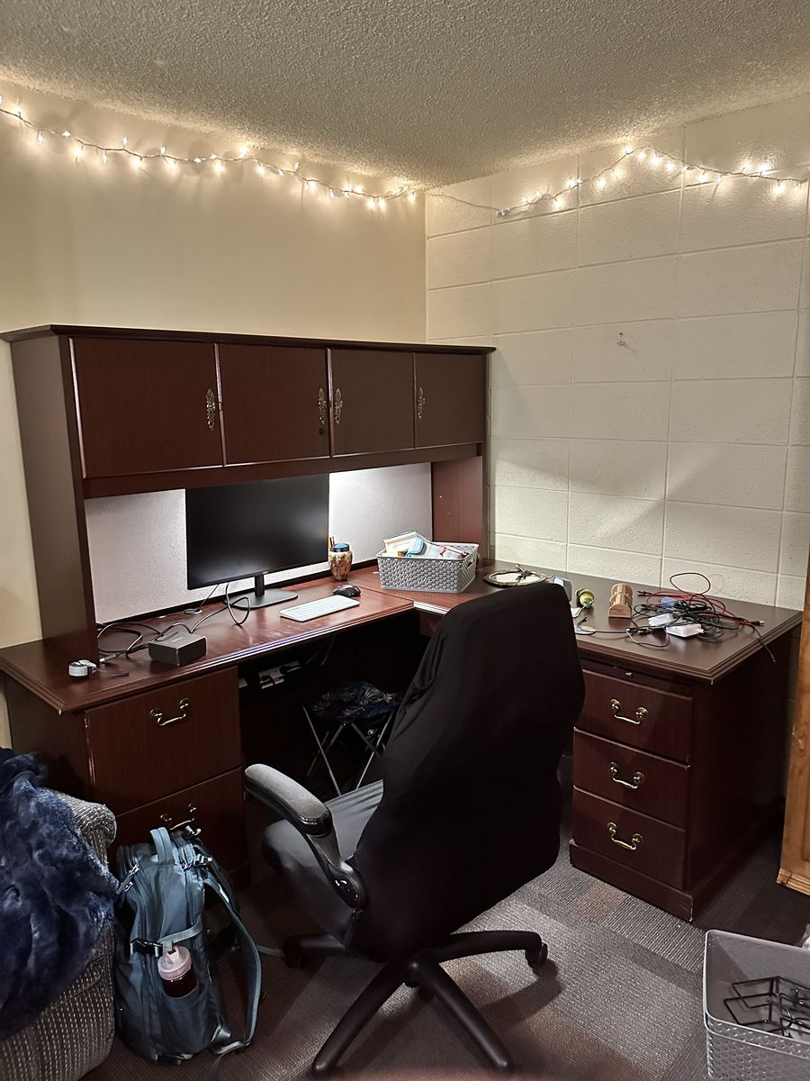 L-Shaped Executive Desk with Hutch
