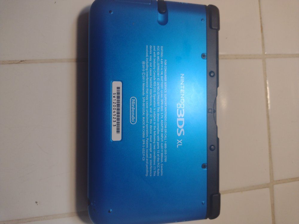 Main image 3