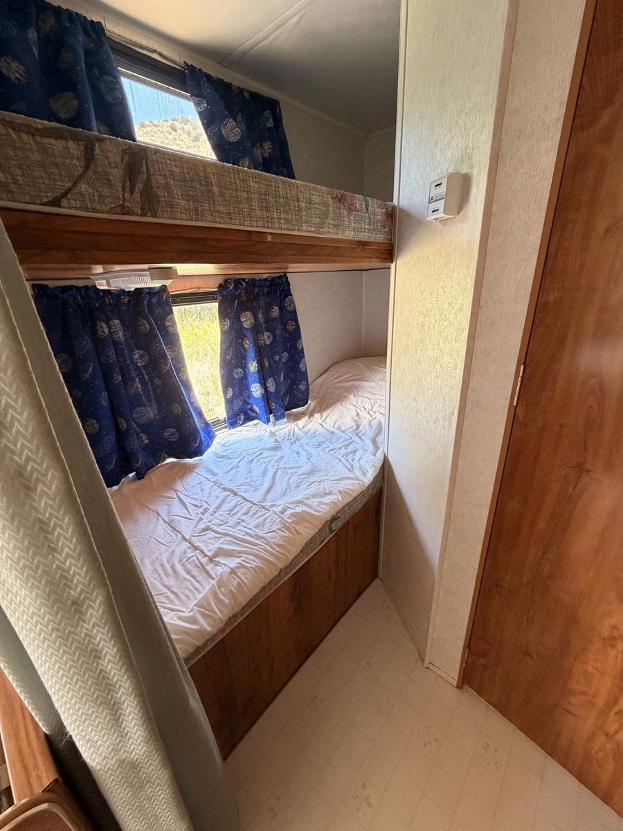Main image 18