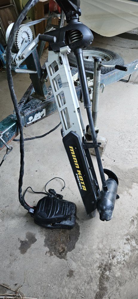 Minn Kota Fortrex Trolling Motor with Foot Pedal Used