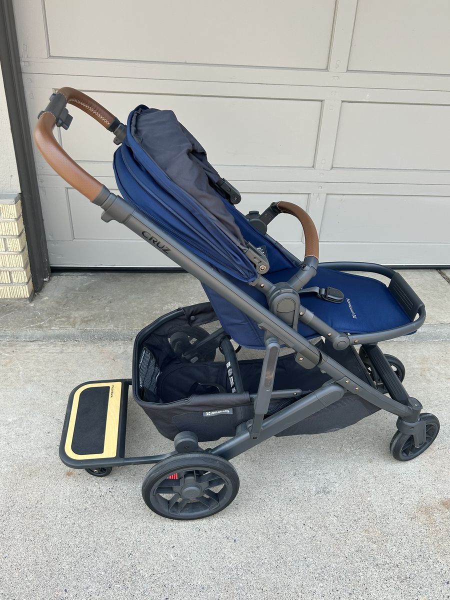 UPPAbaby CRUZ V2 With Bassinet and Kickboard