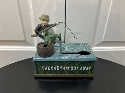 Vintage Cast Iron Change BankThe One That Got Away