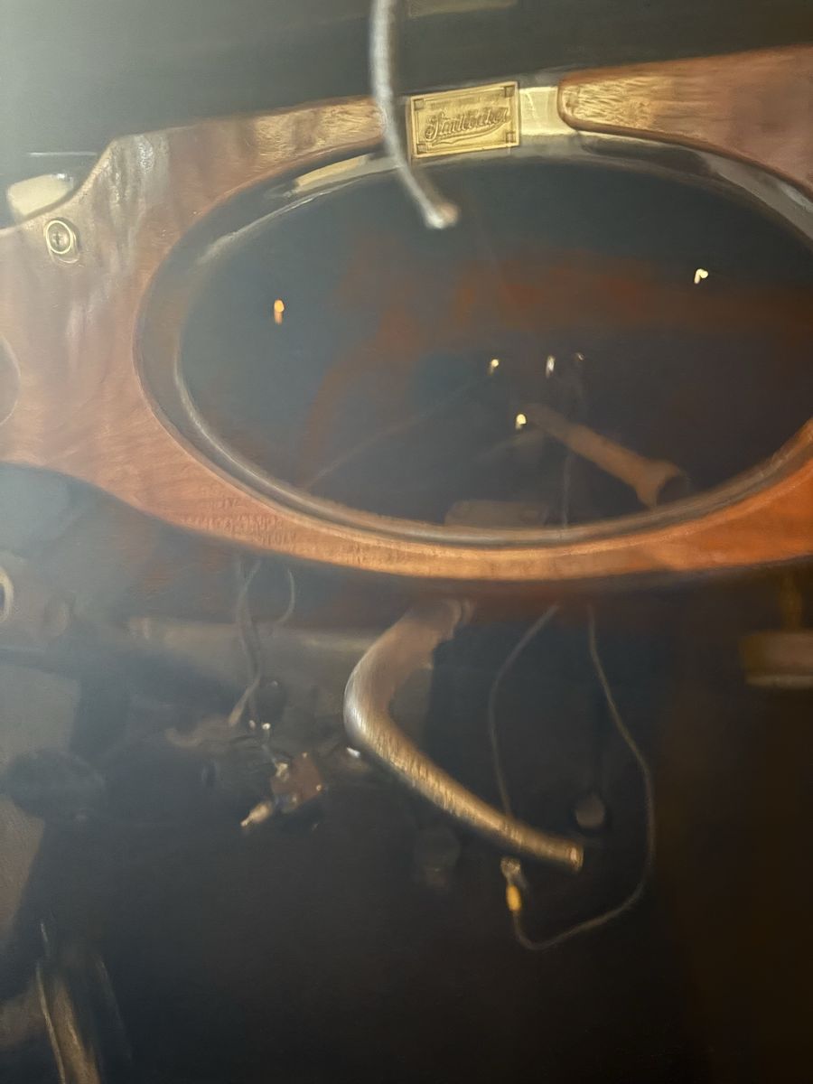 Main image 4