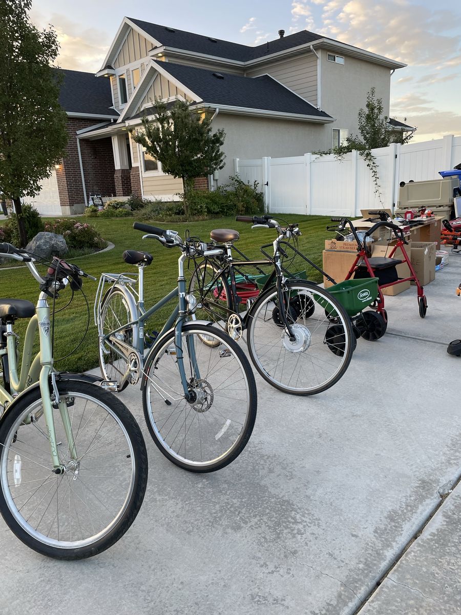 Garage sale! 8/15 in Clinton