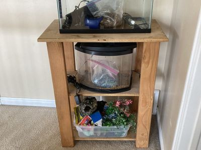 2 Fish Tanks! With Accessories And Fish