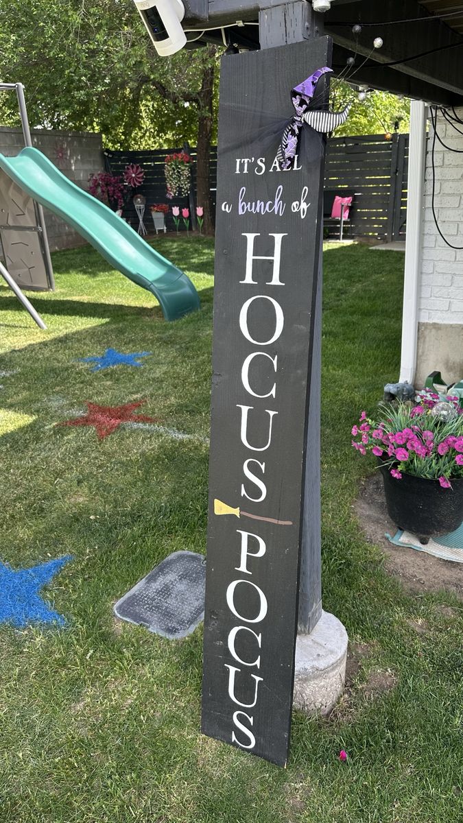 Door sign halloween