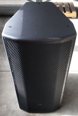 JBL PRX835W Portable 3-Way Self Powered Full Range System,