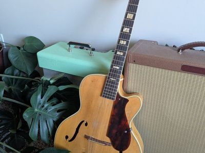1957 Harmony Brilliant