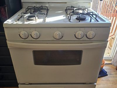 Whirlpool Gas Stove