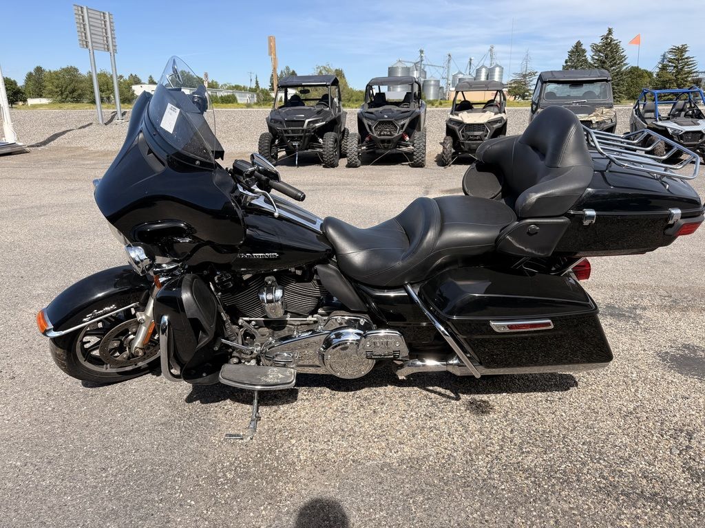 2018 Harley-Davidson® FLHTCU - Electra Glide® Ultra Classic®