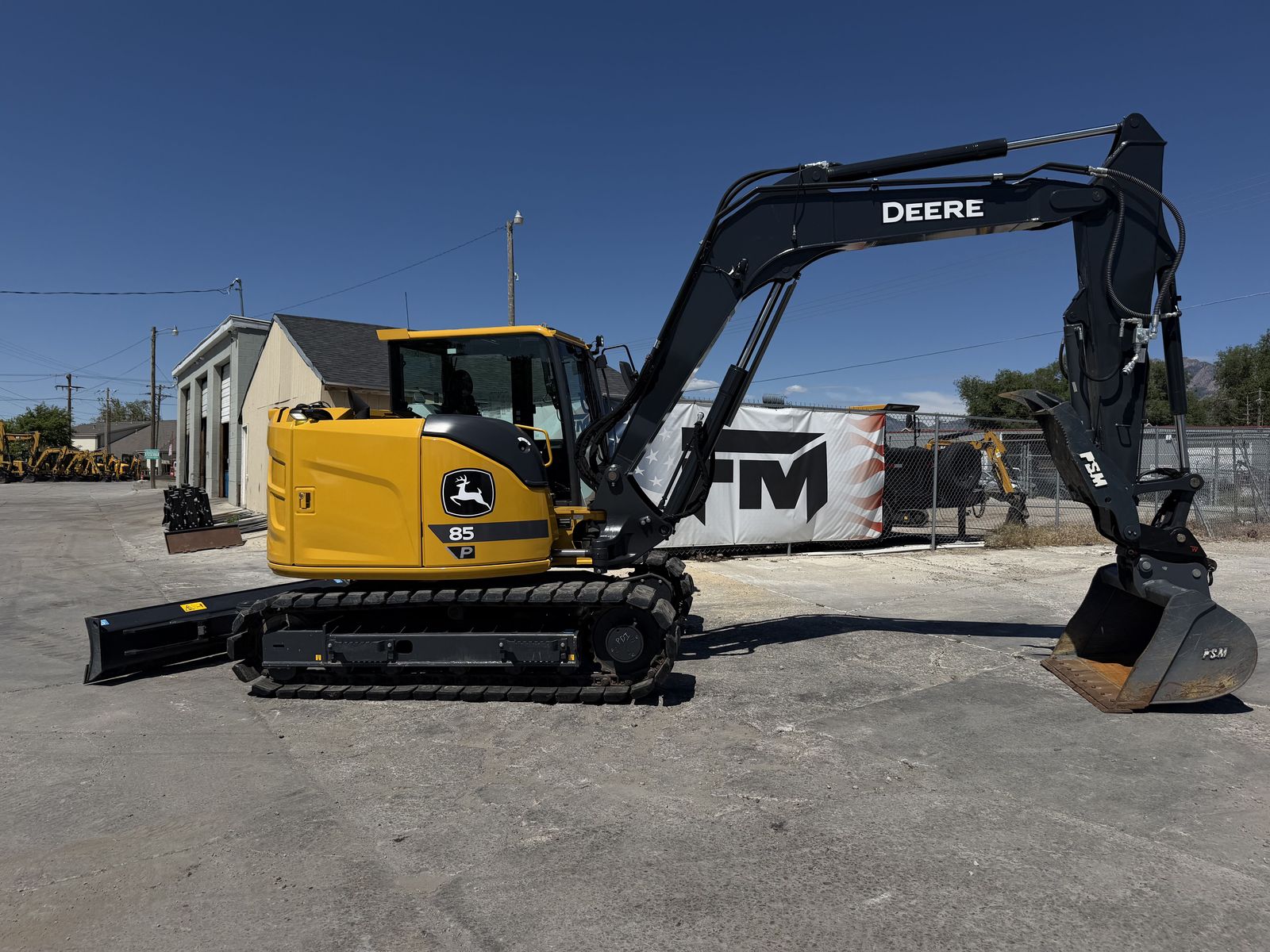 2025 Deere 85P Mid Size Excavator Tractor Only 161 Hours