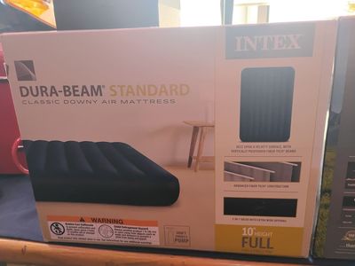 2 air mattresses 10 inch height comes with air pump