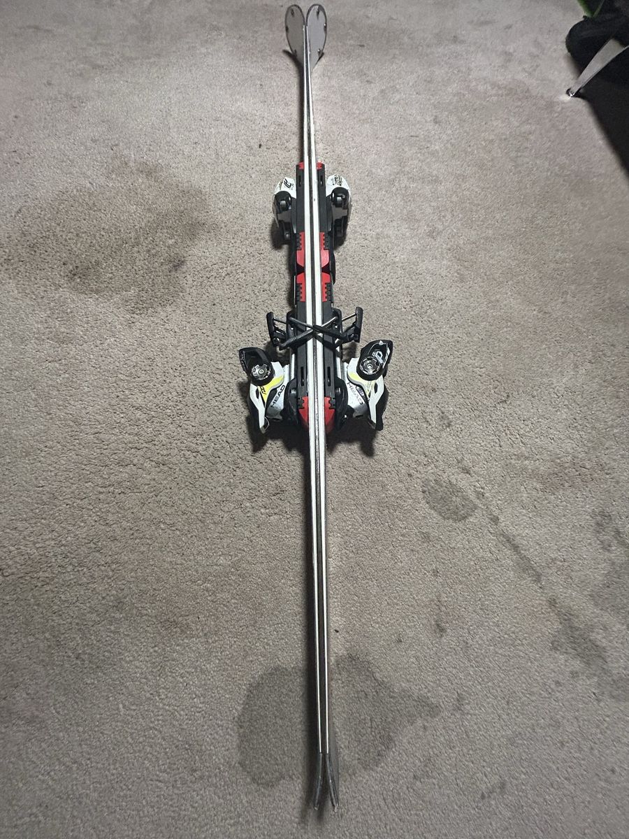 Skis