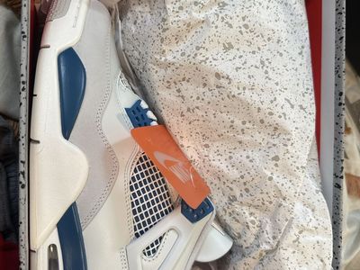 Jordan 4 military blues