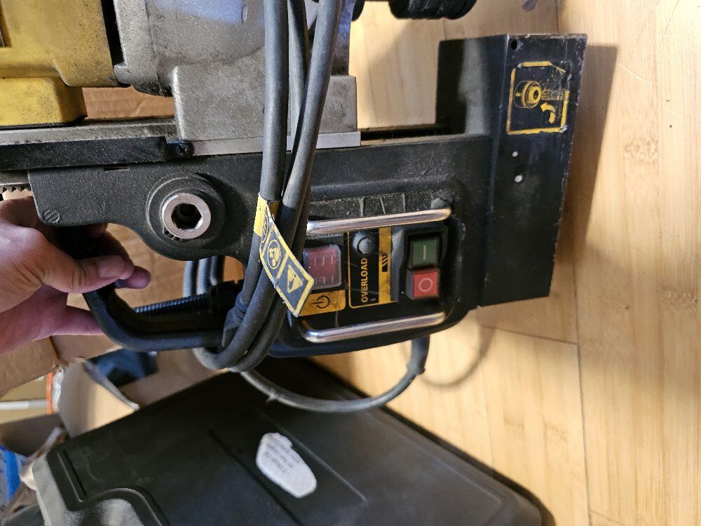 Dewalt magnetic drill