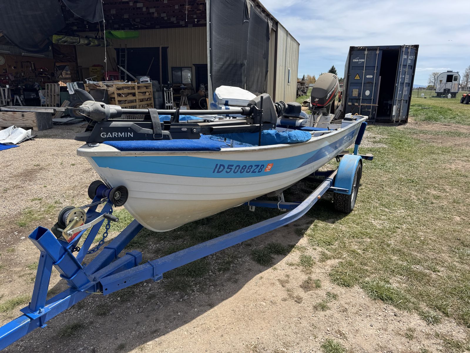 Aluminum boat