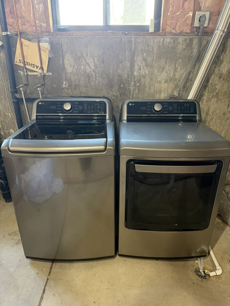 Matching LG Smart Washer and Electric Dryer Set