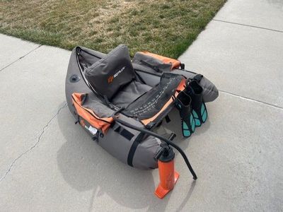 New CP GoPlus float tube w fins and pump